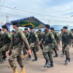 Desfile cívico-militar abre programação de aniversário de 77 anos de Amambai