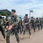 Desfile cívico-militar abre programação de aniversário de 77 anos de Amambai