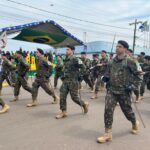 Desfile cívico-militar abre programação de aniversário de 77 anos de Amambai