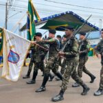 Desfile cívico-militar abre programação de aniversário de 77 anos de Amambai