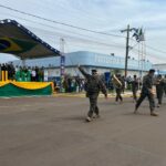 Desfile cívico-militar abre programação de aniversário de 77 anos de Amambai