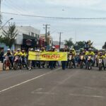 Desfile cívico-militar abre programação de aniversário de 77 anos de Amambai