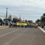 Desfile cívico-militar abre programação de aniversário de 77 anos de Amambai