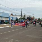 Desfile cívico-militar abre programação de aniversário de 77 anos de Amambai
