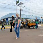 Desfile cívico-militar abre programação de aniversário de 77 anos de Amambai