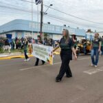 Desfile cívico-militar abre programação de aniversário de 77 anos de Amambai