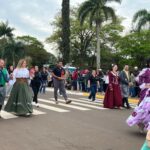 Desfile cívico-militar abre programação de aniversário de 77 anos de Amambai