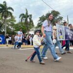 Desfile cívico-militar abre programação de aniversário de 77 anos de Amambai
