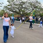Desfile cívico-militar abre programação de aniversário de 77 anos de Amambai