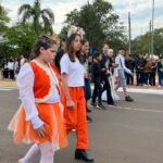 Desfile cívico-militar abre programação de aniversário de 77 anos de Amambai