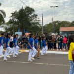 Desfile cívico-militar abre programação de aniversário de 77 anos de Amambai