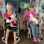 Companhia que aquece o coração: cães Frei e Fabiano encantam os moradores do Lar do Idoso em Amambai