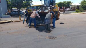 Secretaria de Serviços Urbanos intensifica Operação Tapa-Buraco após período de chuvas em Amambai