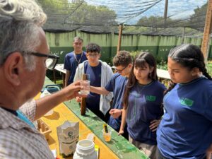 Do ar para a terra: escola estadual de MS transforma água de ar-condicionado em alfaces sustentáveis Do ar para a terra: escola estadual de MS transforma água de ar-condicionado em alfaces sustentáveis