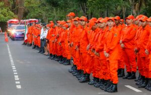 MS reforça atuação dos Bombeiros com entrega de novas viaturas e formatura de oficiais e soldados temporários
