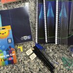 Entrega dos kits escolares e uniformes para 2026 já começou em todo o Estado