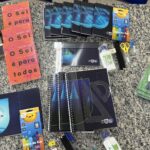 Entrega dos kits escolares e uniformes para 2026 já começou em todo o Estado