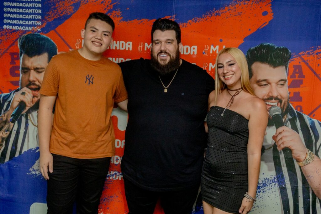 Show de Panda reúne cerca de 2,4 mil pessoas e movimenta Amambai no sábado (07)