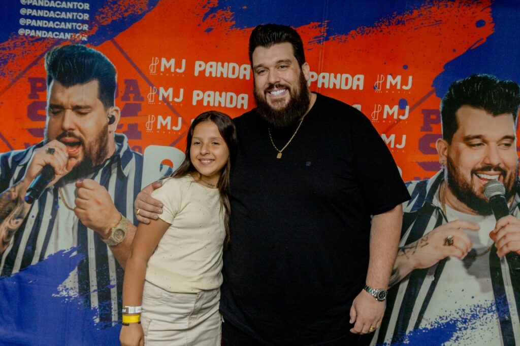 Show de Panda reúne cerca de 2,4 mil pessoas e movimenta Amambai no sábado (07)