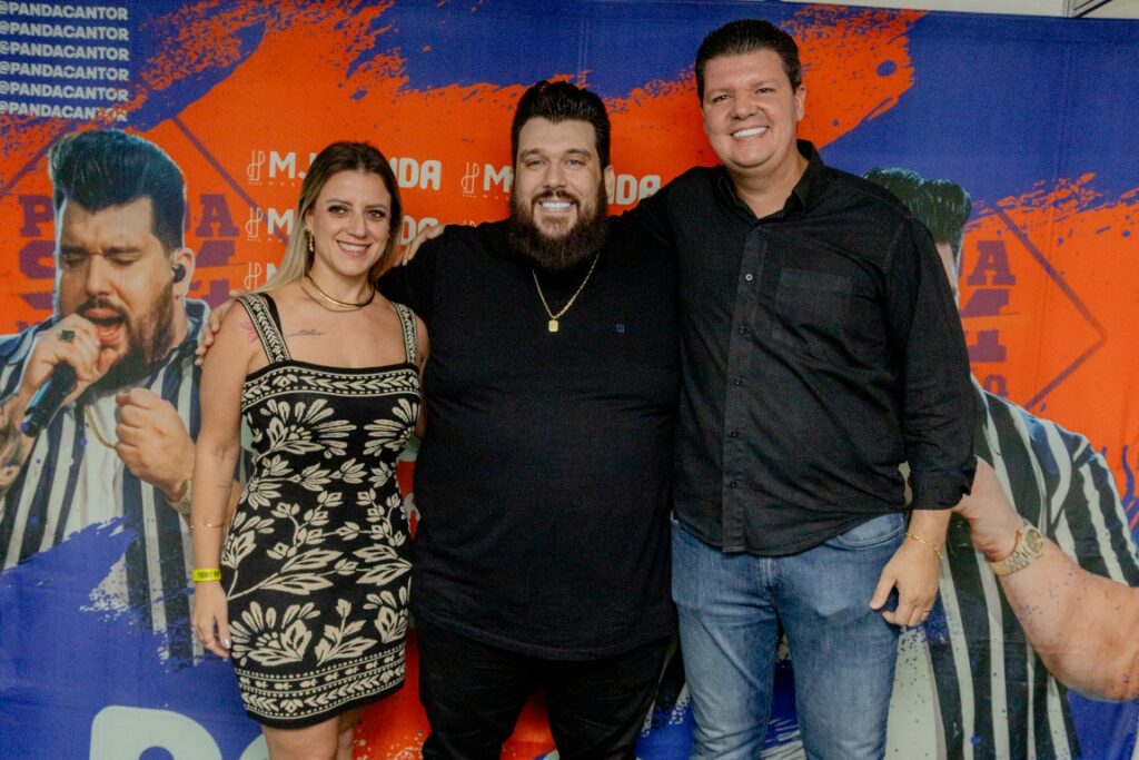 Show de Panda reúne cerca de 2,4 mil pessoas e movimenta Amambai no sábado (07)