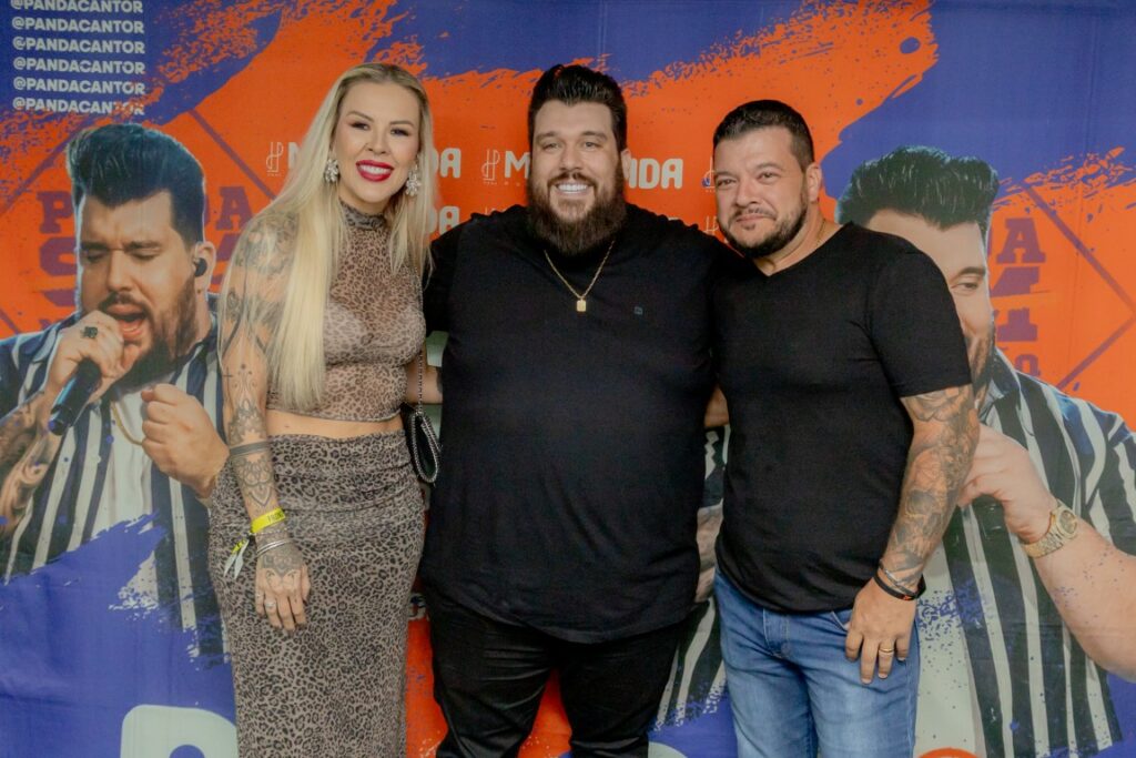 Show de Panda reúne cerca de 2,4 mil pessoas e movimenta Amambai no sábado (07)