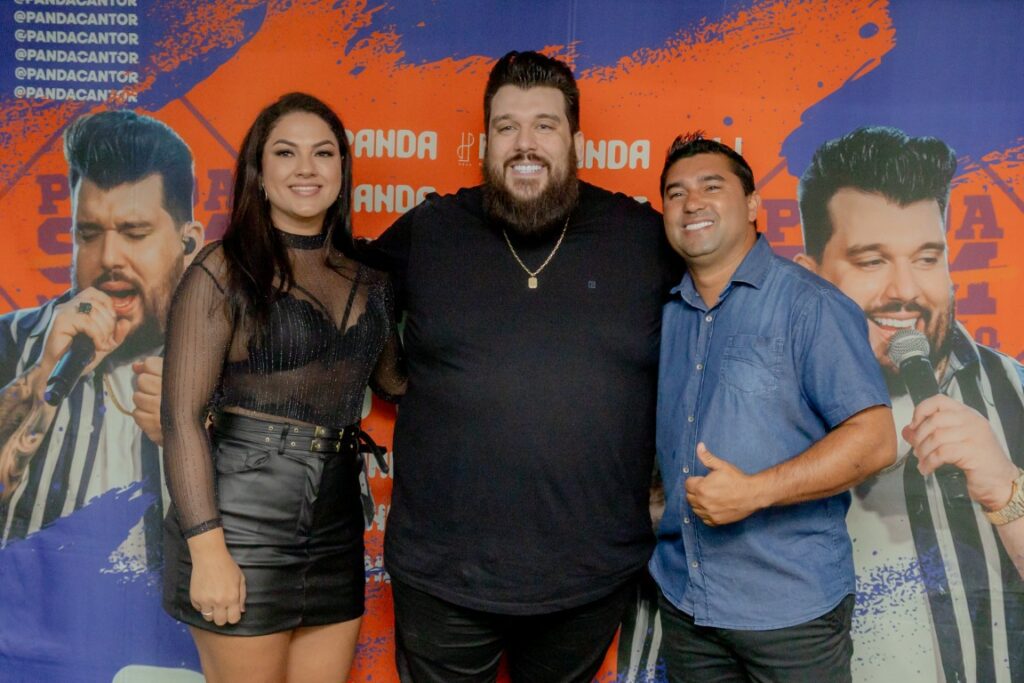 Show de Panda reúne cerca de 2,4 mil pessoas e movimenta Amambai no sábado (07)