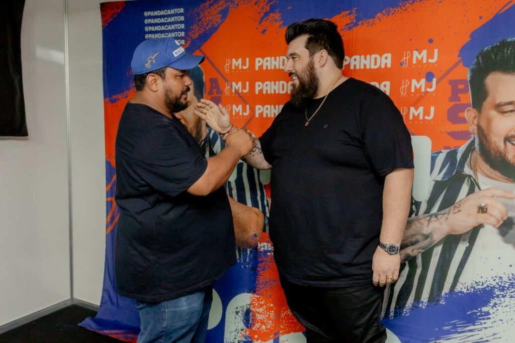 Show de Panda reúne cerca de 2,4 mil pessoas e movimenta Amambai no sábado (07)