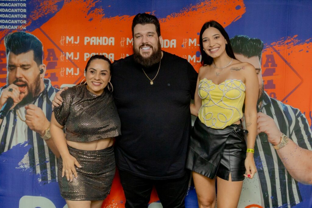 Show de Panda reúne cerca de 2,4 mil pessoas e movimenta Amambai no sábado (07)