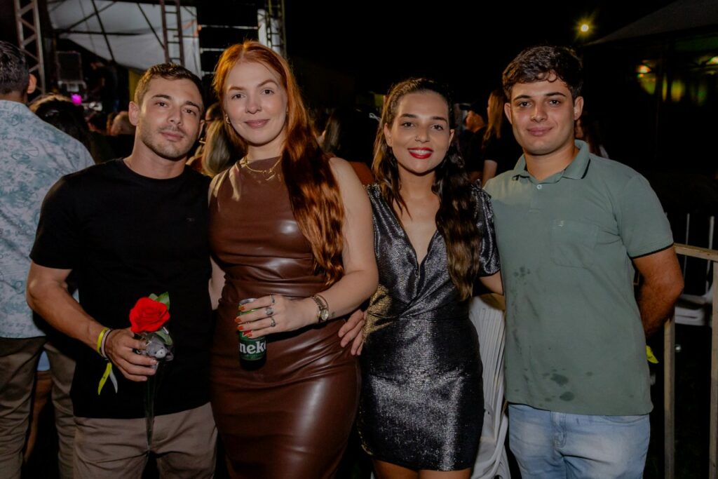 Show de Panda reúne cerca de 2,4 mil pessoas e movimenta Amambai no sábado (07)