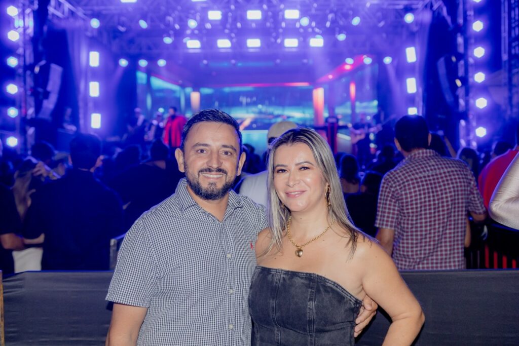 Show de Panda reúne cerca de 2,4 mil pessoas e movimenta Amambai no sábado (07)