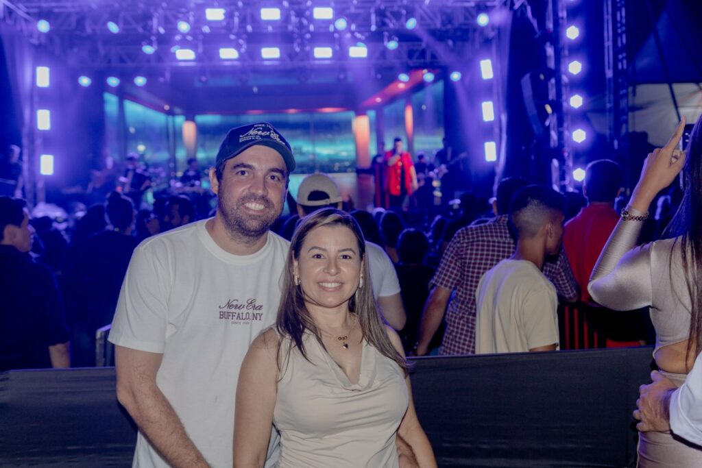 Show de Panda reúne cerca de 2,4 mil pessoas e movimenta Amambai no sábado (07)