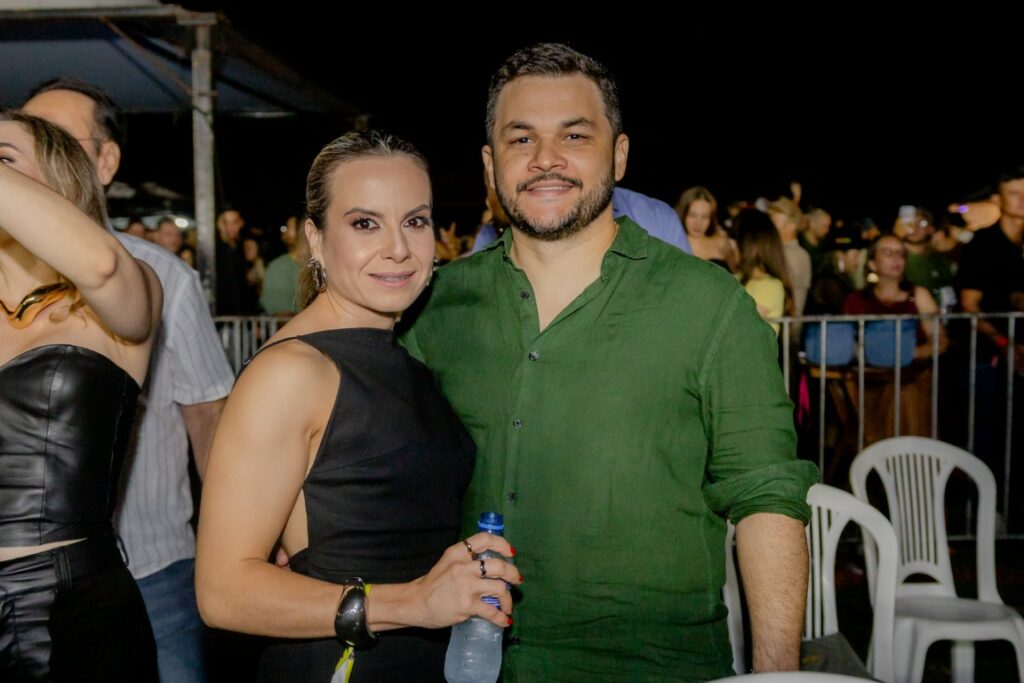 Show de Panda reúne cerca de 2,4 mil pessoas e movimenta Amambai no sábado (07)