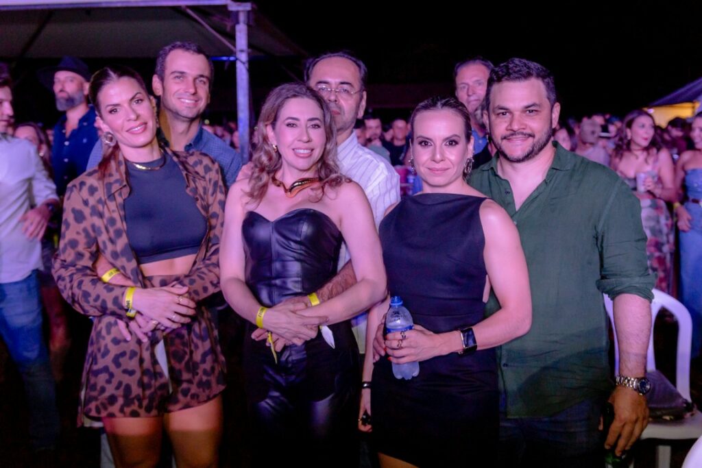 Show de Panda reúne cerca de 2,4 mil pessoas e movimenta Amambai no sábado (07)