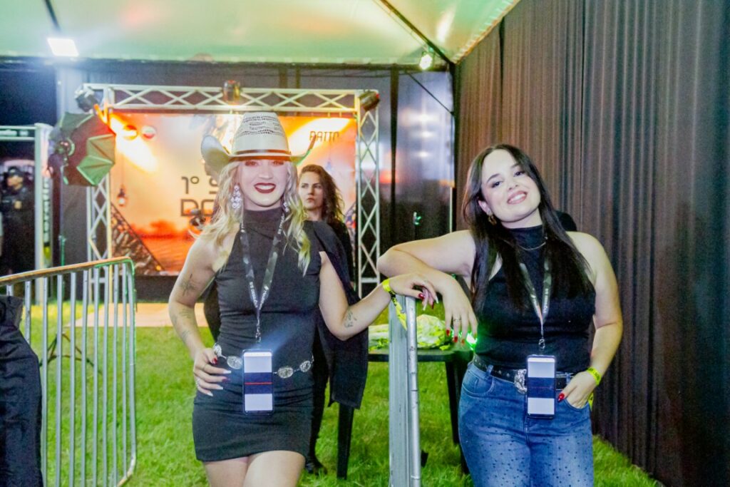 Show de Panda reúne cerca de 2,4 mil pessoas e movimenta Amambai no sábado (07)