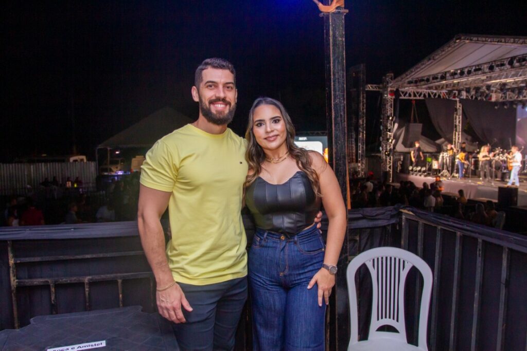 Show de Panda reúne cerca de 2,4 mil pessoas e movimenta Amambai no sábado (07)