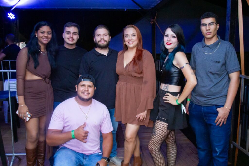 Show de Panda reúne cerca de 2,4 mil pessoas e movimenta Amambai no sábado (07)