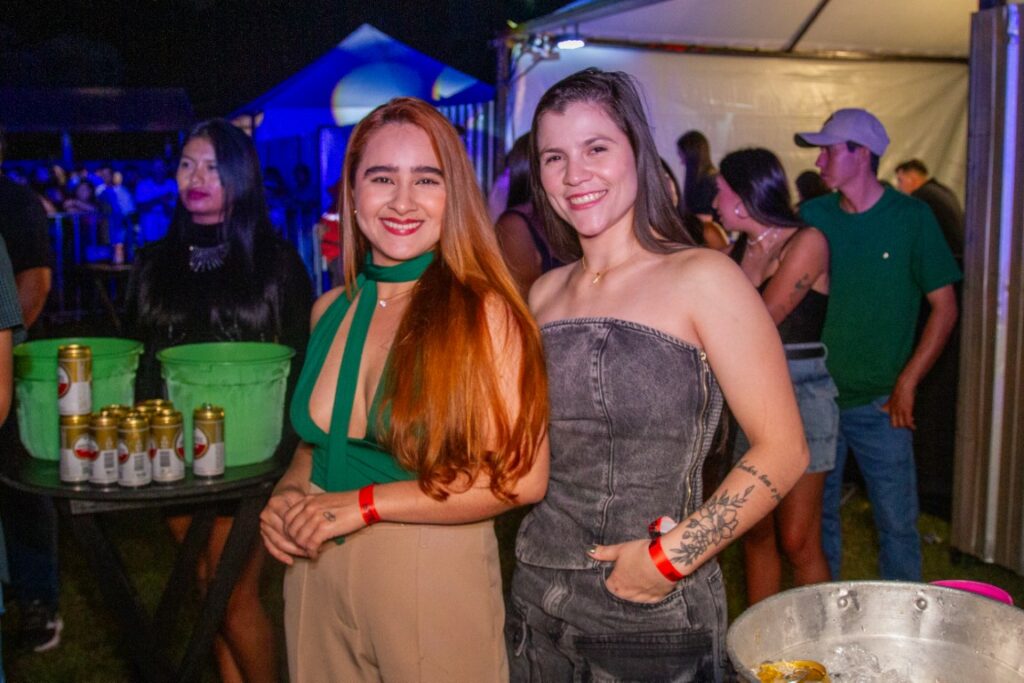 Show de Panda reúne cerca de 2,4 mil pessoas e movimenta Amambai no sábado (07)