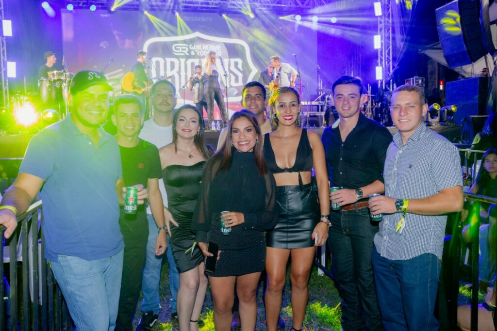 Show de Panda reúne cerca de 2,4 mil pessoas e movimenta Amambai no sábado (07)