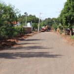 O asfalto na Vila Cristina já começa a se tornar realidade, marcando um importante avanço na infraestrutura urbana da região