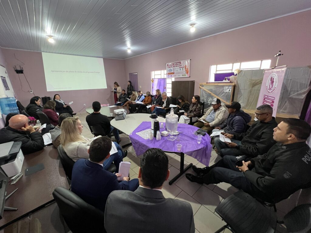 Prefeitura de Amambai fortalece rede de proteção às mulheres com reunião de planejamento para o segundo semestre Prefeitura de Amambai fortalece rede de proteção às mulheres com reunião de planejamento para o segundo semestre