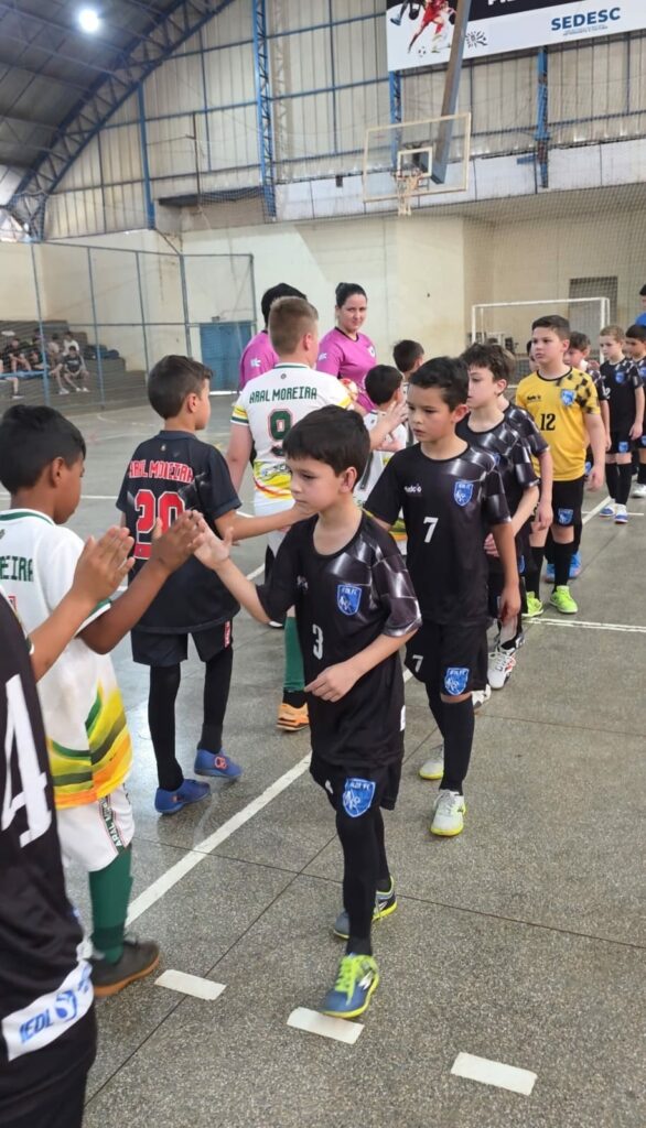 Campeonato do Conesul de futsal de base movimenta Amambai e fortalece o esporte entre crianças e adolescentes Campeonato do Conesul de futsal de base movimenta Amambai e fortalece o esporte entre crianças e adolescentes