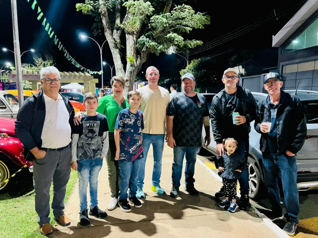 Kart Indoor reúne famílias e movimenta Amambai