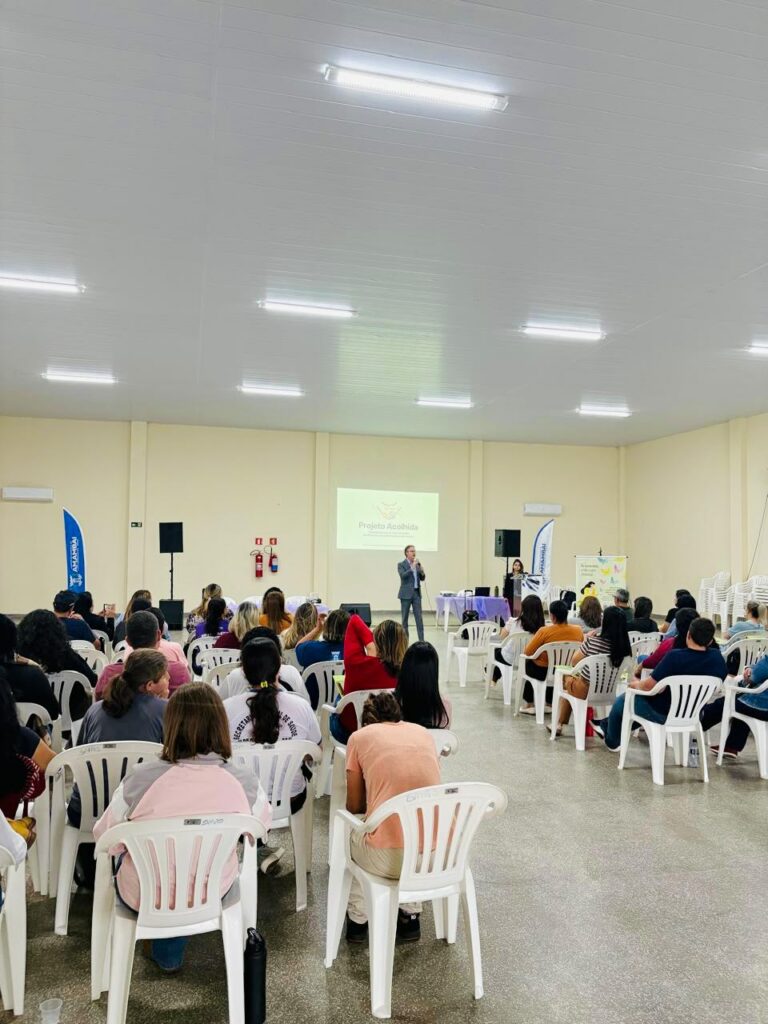 Servidores municipais participam de capacitação do Projeto Acolhida em Amambai