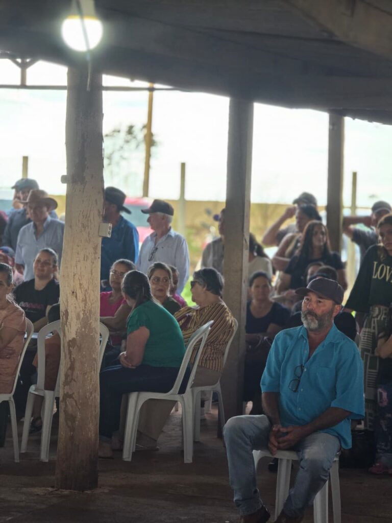 Uma conquista histórica para as famílias que vivem e produzem no Assentamento Guanabara Uma conquista histórica para as famílias que vivem e produzem no Assentamento Guanabara