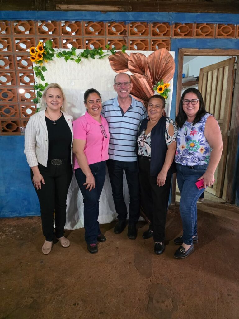 Uma conquista histórica para as famílias que vivem e produzem no Assentamento Guanabara Uma conquista histórica para as famílias que vivem e produzem no Assentamento Guanabara
