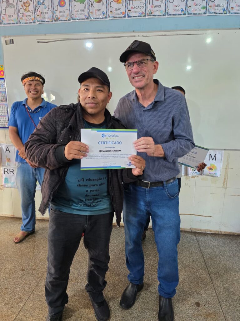 Empretec Indígena é concluído com sucesso na Aldeia Limão Verde em Amambai Empretec Indígena é concluído com sucesso na Aldeia Limão Verde em Amambai