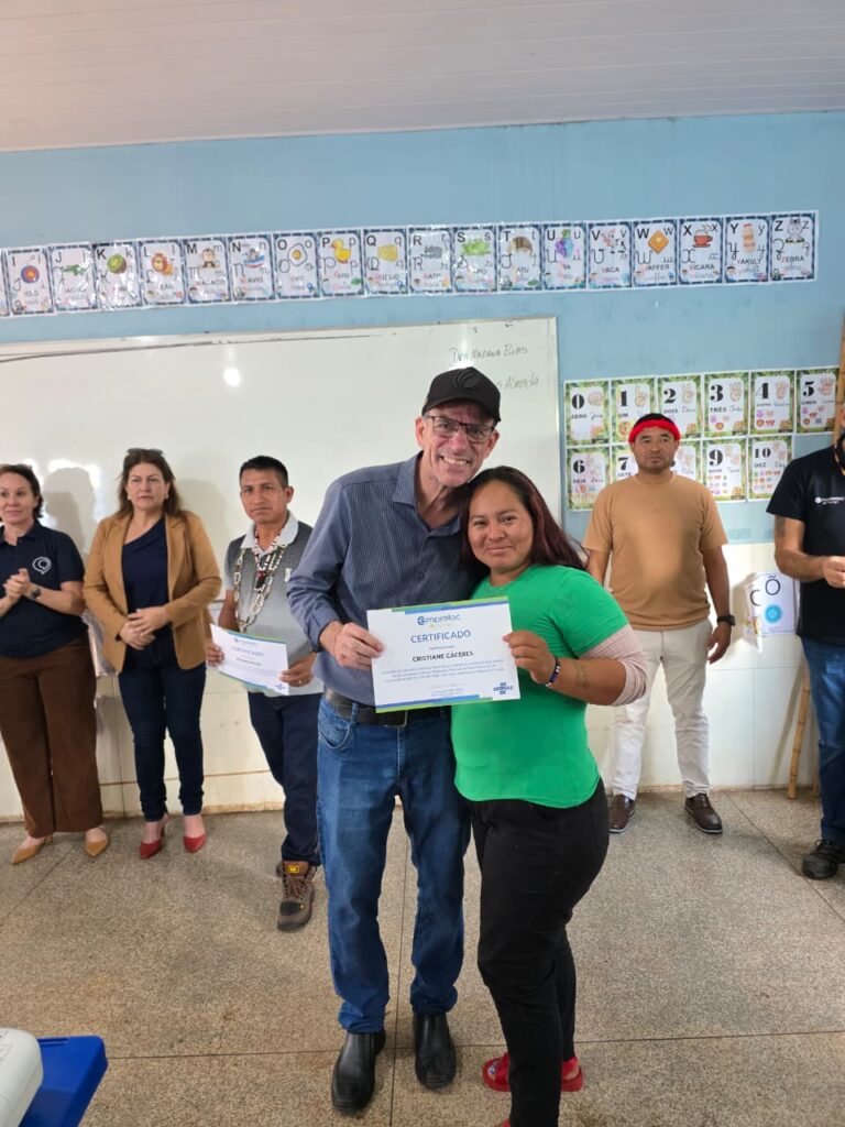 Empretec Indígena é concluído com sucesso na Aldeia Limão Verde em Amambai Empretec Indígena é concluído com sucesso na Aldeia Limão Verde em Amambai