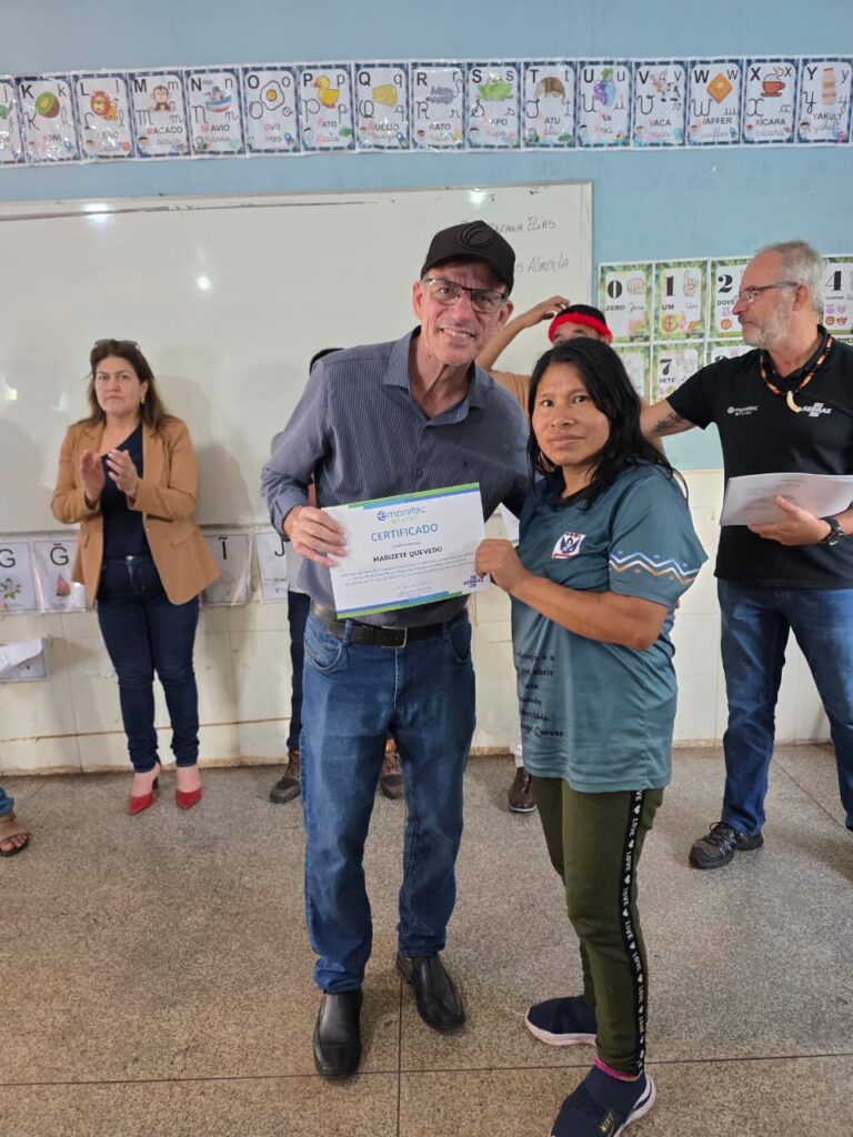 Empretec Indígena é concluído com sucesso na Aldeia Limão Verde em Amambai Empretec Indígena é concluído com sucesso na Aldeia Limão Verde em Amambai