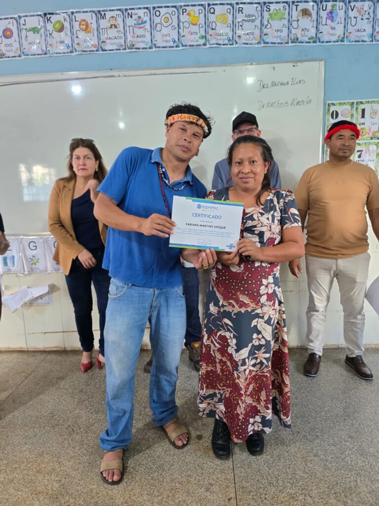 Empretec Indígena é concluído com sucesso na Aldeia Limão Verde em Amambai Empretec Indígena é concluído com sucesso na Aldeia Limão Verde em Amambai