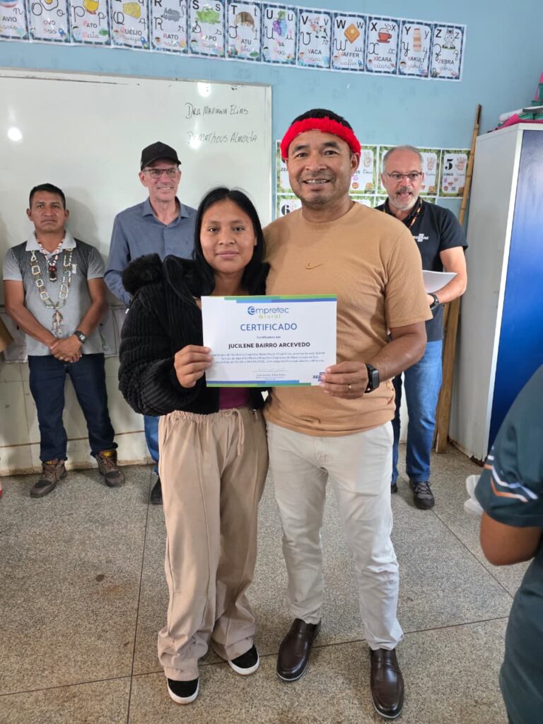Empretec Indígena é concluído com sucesso na Aldeia Limão Verde em Amambai Empretec Indígena é concluído com sucesso na Aldeia Limão Verde em Amambai